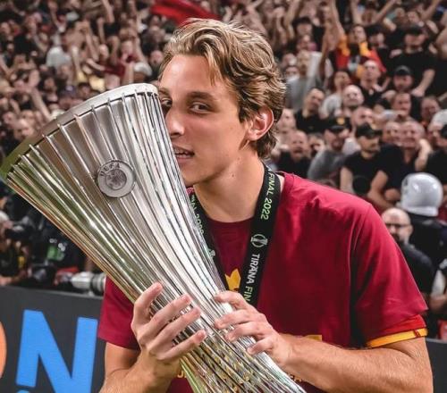 国足新帅首,在守旧与革,新中探索男,征途国际电子官网,征途国际电子平台,征途国际电子游戏,征途国际体育电竞,征途国际棋牌彩票