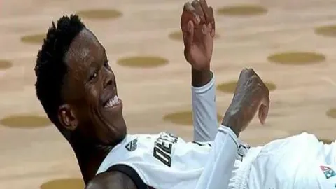 斯图加特打破僵局，吉拉西力斩对手独中靶心